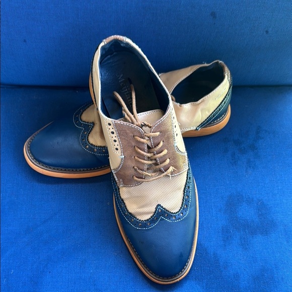 Blue and Tan Leather Oxford Shoes with Brogue Detailing - Picture 1 of 5